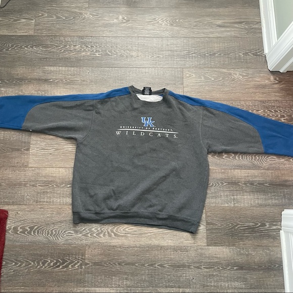 Grey and blue Team zStarter Kentucky wildcats crewneck (XL , Barely used) - Picture 2 of 4